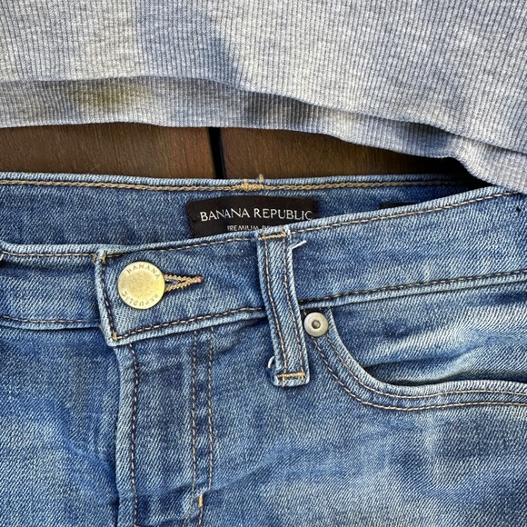 Banana Republic Pants - Banana Republic Classic Blue Jean Shorts Women’s size 25